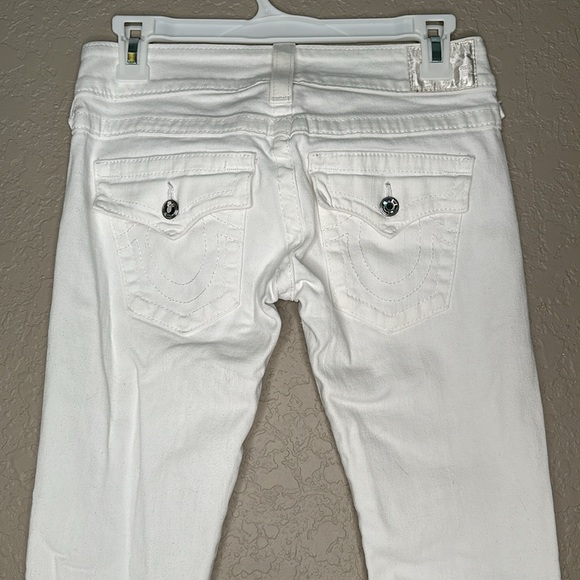 True Religion White Crystal button and rivets Jeans ex 26 x 33.5” inseam - Picture 7 of 12